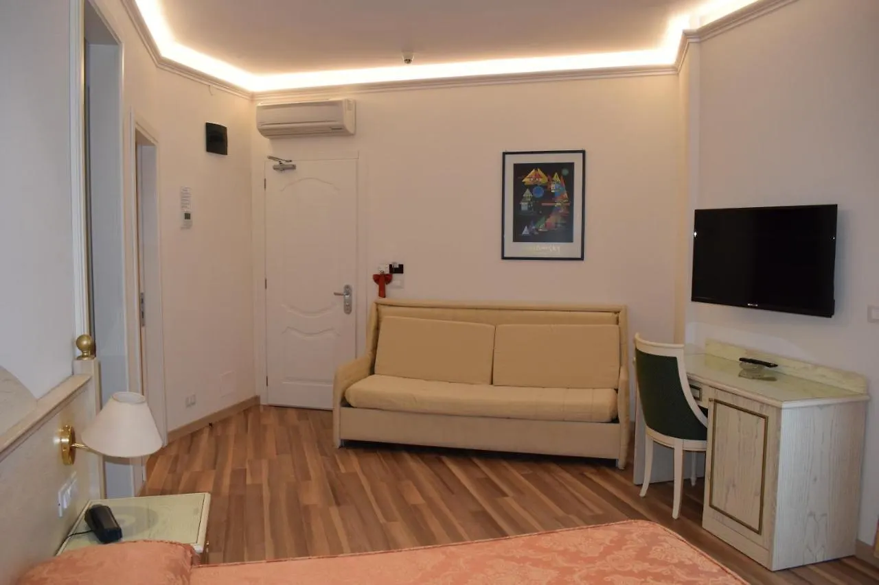 ****  Hotel Carlton Τζεσόλο Λίντο Ιταλία