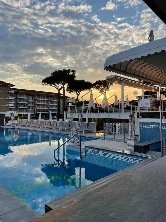 Hotel Carlton Τζεσόλο Λίντο