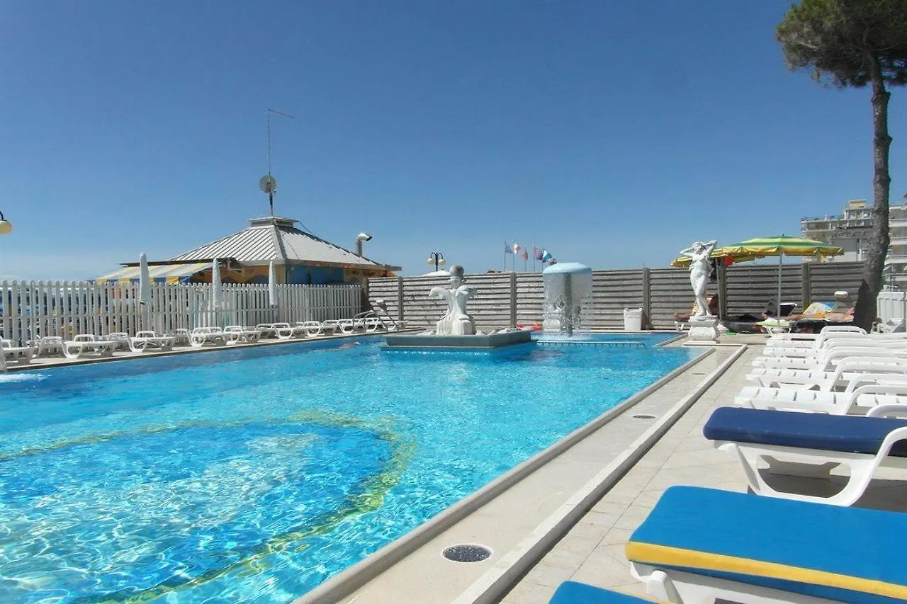 Hotel Carlton Τζεσόλο Λίντο